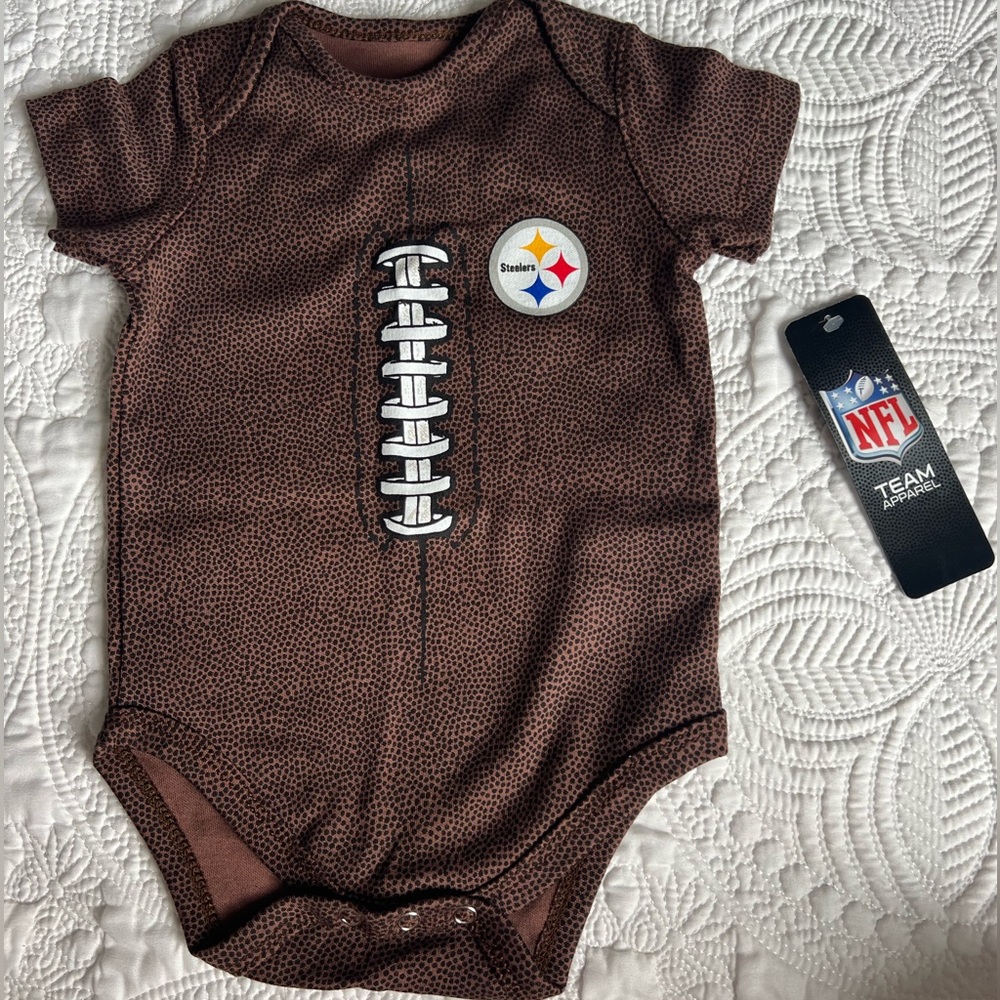 Baby Boy 6-9 month NFL Steelers Bodysuit
